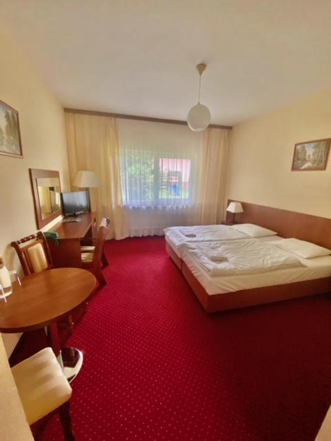 Hotel Mazury Гіжицько Екстер'єр фото