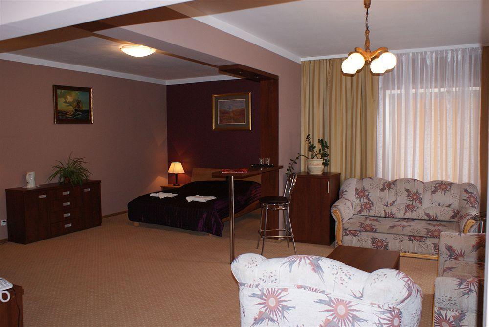Hotel Mazury Гіжицько Екстер'єр фото