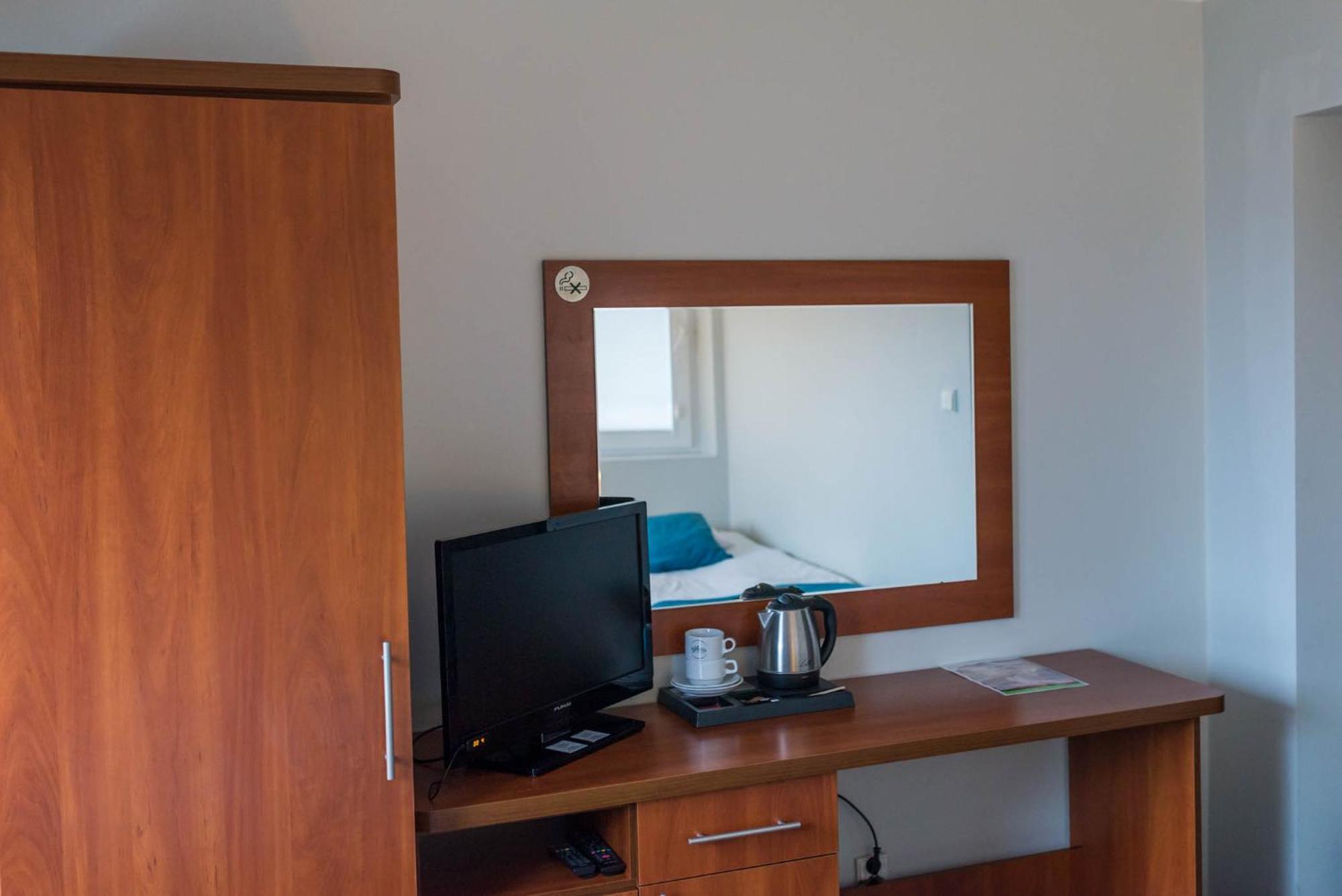Hotel Mazury Гіжицько Екстер'єр фото