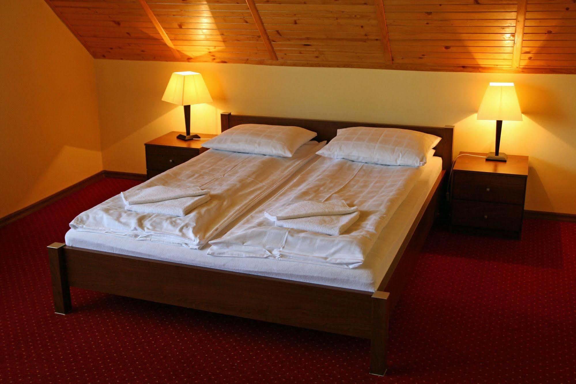 Hotel Mazury Гіжицько Екстер'єр фото